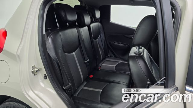 Chevrolet Korea Spark 2019 — photo 18