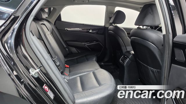 Kia K7 2019 — photo 17
