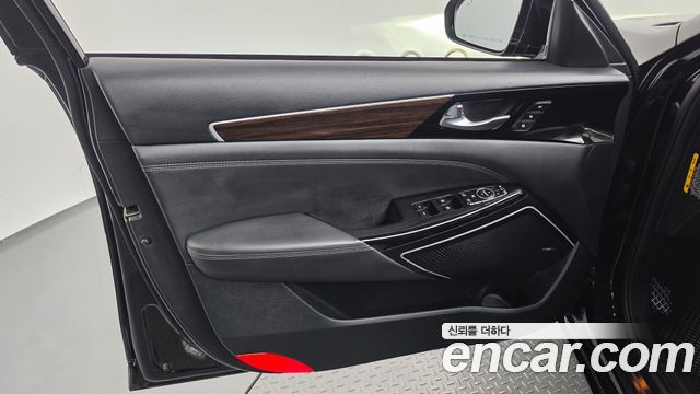 Kia K7 2019 — photo 14