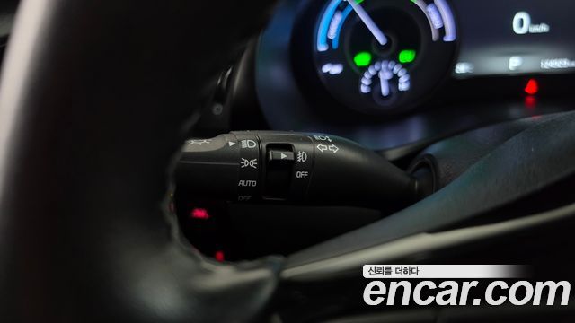 Kia K7 2019 — photo 36