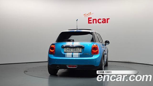 Mini Cooper 2015 — photo 4