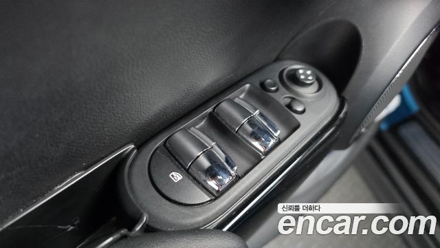 Mini Cooper 2015 — photo 19