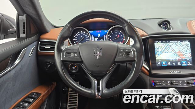 Maserati Ghibli 2019 — photo 20