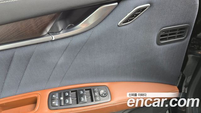 Maserati Ghibli 2019 — photo 26