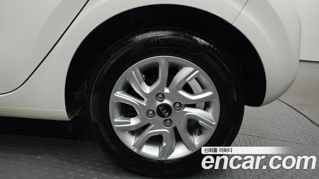 Kia morning 2018 — photo 30
