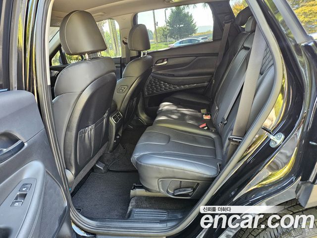 Hyundai Santafe 2021 — photo 11
