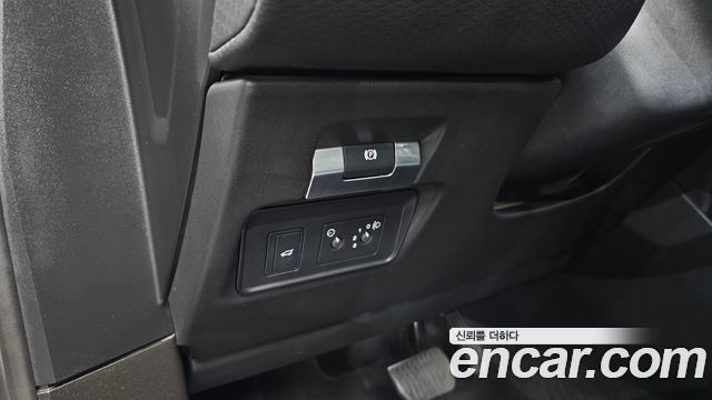 Land Rover Range Rover Evoque 2020 — photo 23