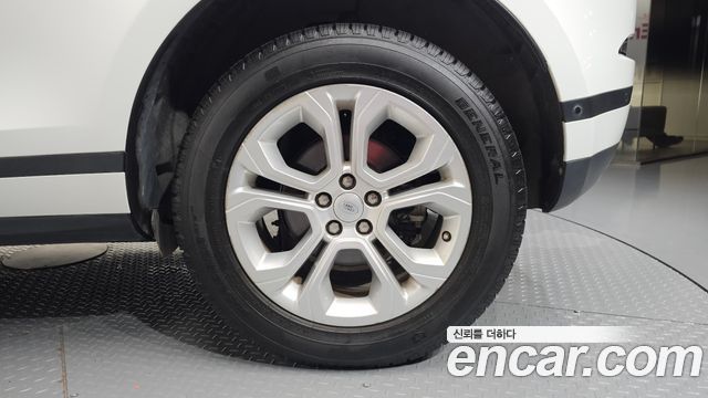 Land Rover Range Rover Evoque 2020 — photo 7