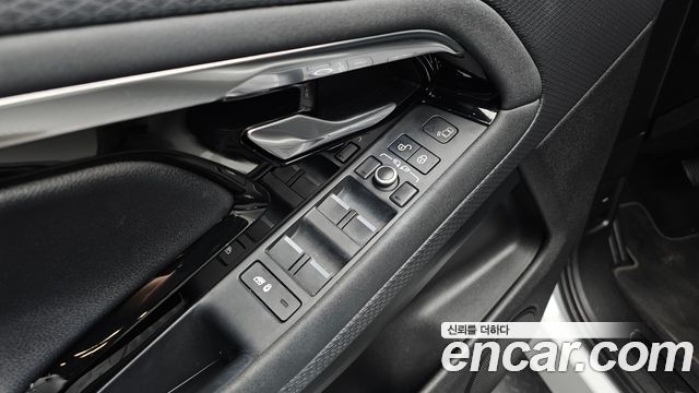 Land Rover Range Rover Evoque 2020 — photo 30
