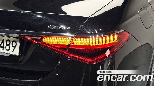 Mercedes-Benz S-Class 2022 — photo 9