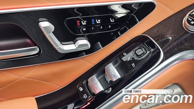 Mercedes-Benz S-Class 2022 — photo 33