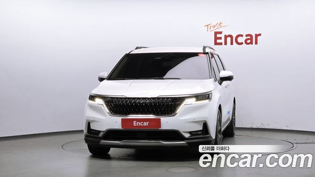 Kia Canival 2022 — photo 3