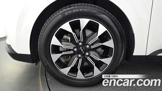 Kia Canival 2022 — photo 5