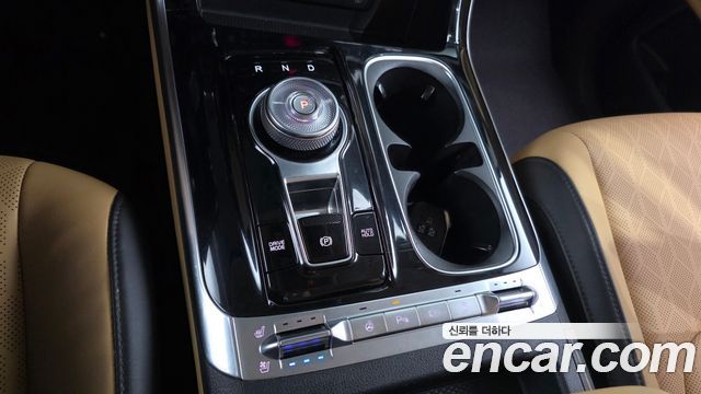Kia Canival 2022 — photo 9
