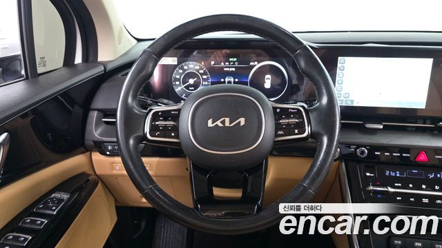 Kia Canival 2022 — photo 13