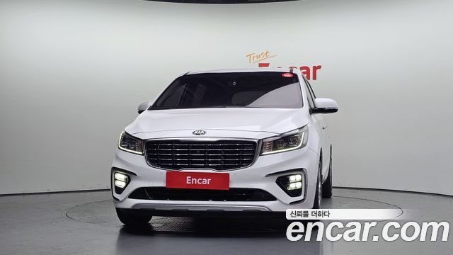 Kia Canival 2019 — photo 3