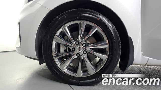 Kia Canival 2019 — photo 5