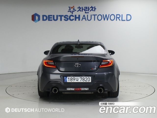 Toyota 86 2024 — photo 4
