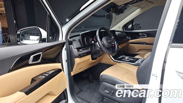 Kia Canival 2023 — photo 13