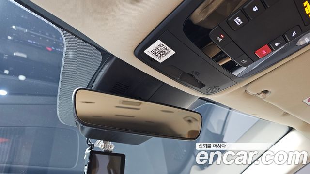 Kia Canival 2023 — photo 25
