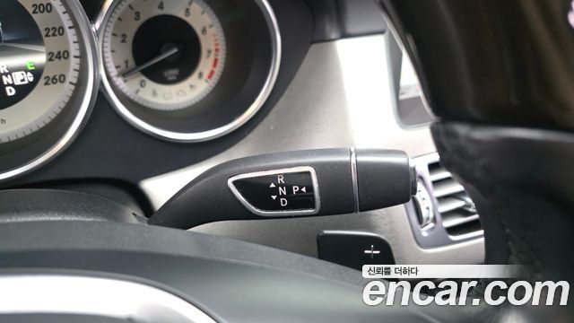 Mercedes-Benz CLS-Class 2013 — photo 9