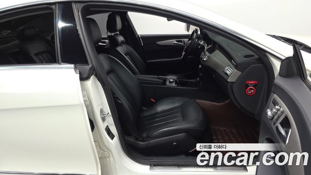 Mercedes-Benz CLS-Class 2013 — photo 10