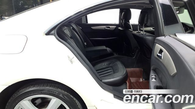 Mercedes-Benz CLS-Class 2013 — photo 12