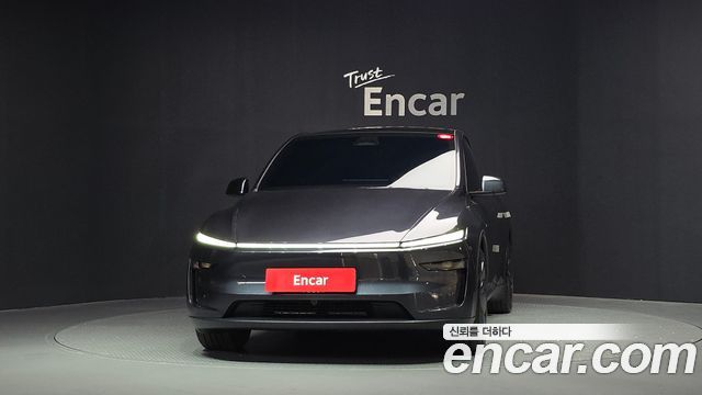 Tesla Model Y 2026 — photo 3