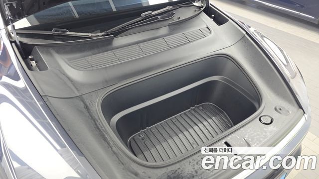 Tesla Model Y 2026 — photo 6
