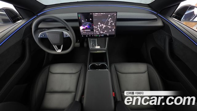 Tesla Model Y 2026 — photo 10