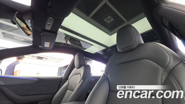 Tesla Model Y 2026 — photo 24
