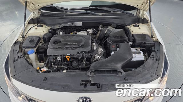 Kia K5 2016 — photo 6