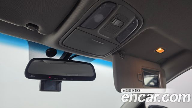 Kia K5 2016 — photo 17