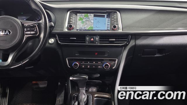 Kia K5 2016 — photo 19