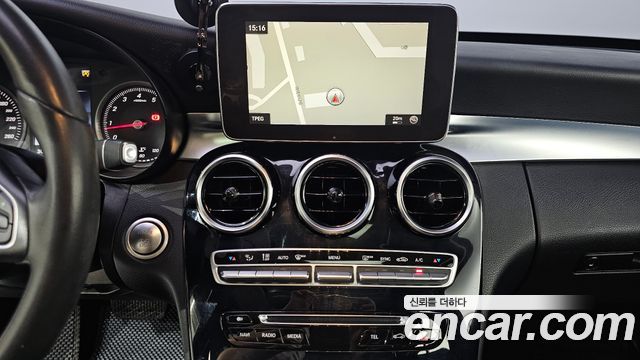 Mercedes-Benz C-Class 2017 — photo 13