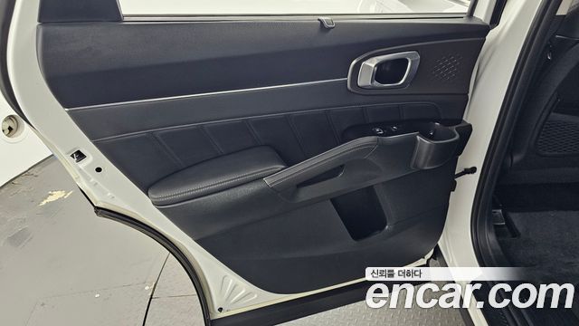 Kia Sorento 2023 — photo 15