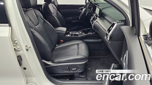 Kia Sorento 2023 — photo 16
