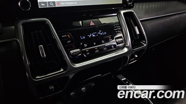 Kia Sorento 2023 — photo 32