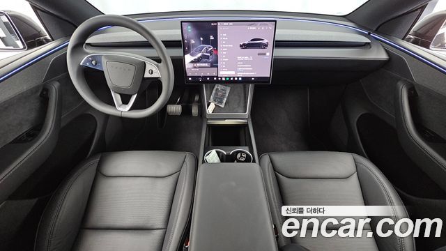 Tesla Model Y 2026 — photo 10