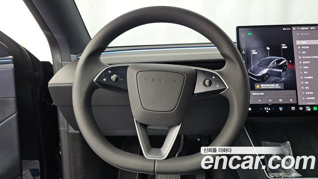 Tesla Model Y 2026 — photo 19