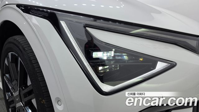 Kia EV6 2025 — photo 8
