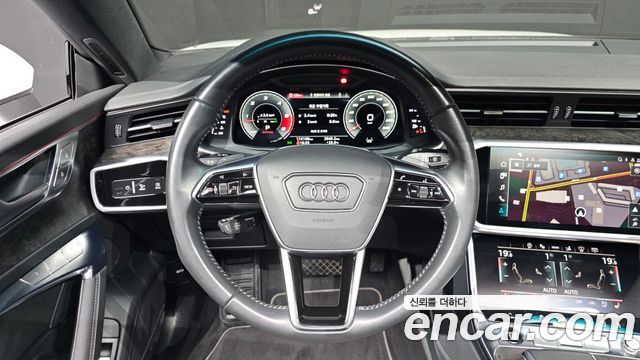 Audi A7 2021 — photo 19