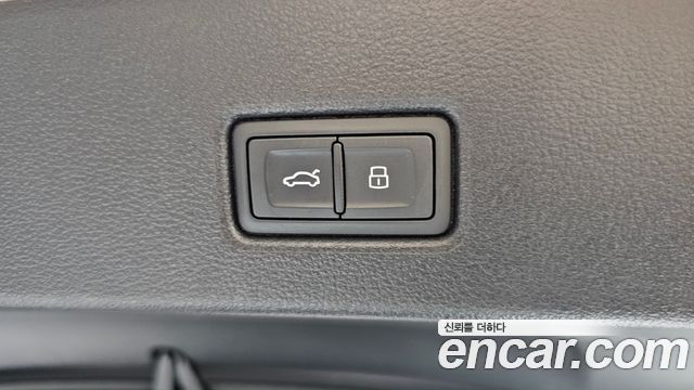 Audi A7 2021 — photo 35