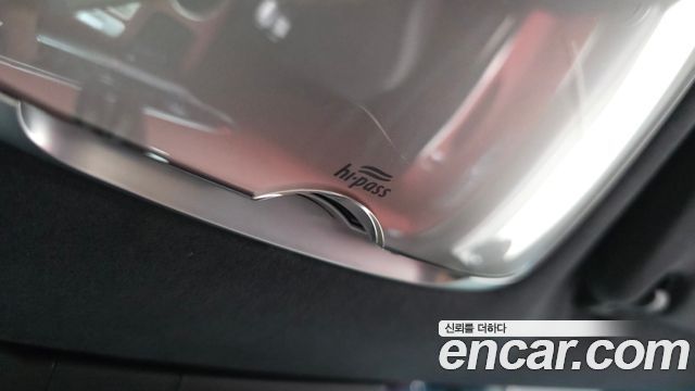 Genesis GV70 2022 — photo 25
