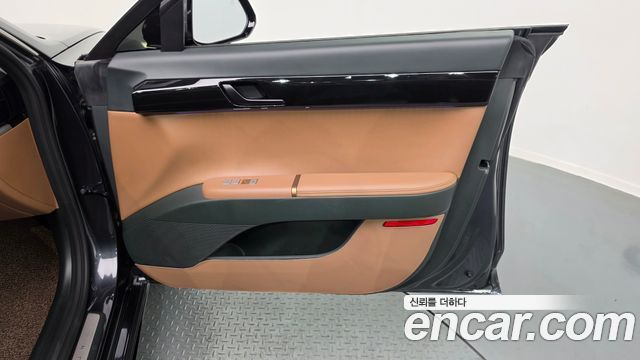 Hyundai Grandeur 2023 — photo 14