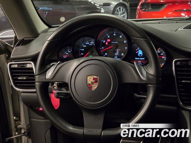 Porsche Panamera 2011 — photo 11