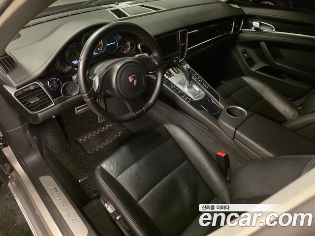 Porsche Panamera 2011 — photo 13