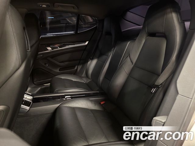Porsche Panamera 2011 — photo 16
