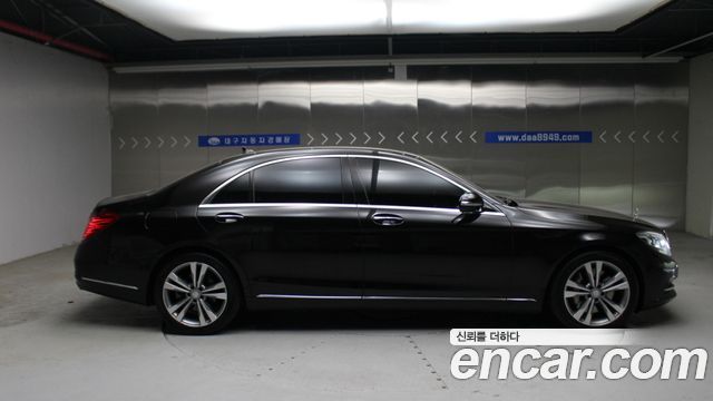 Mercedes-Benz S-Class 2017 — photo 18