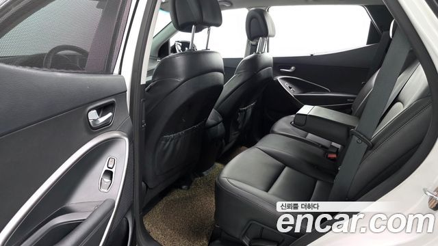 Hyundai Santafe 2016 — photo 17